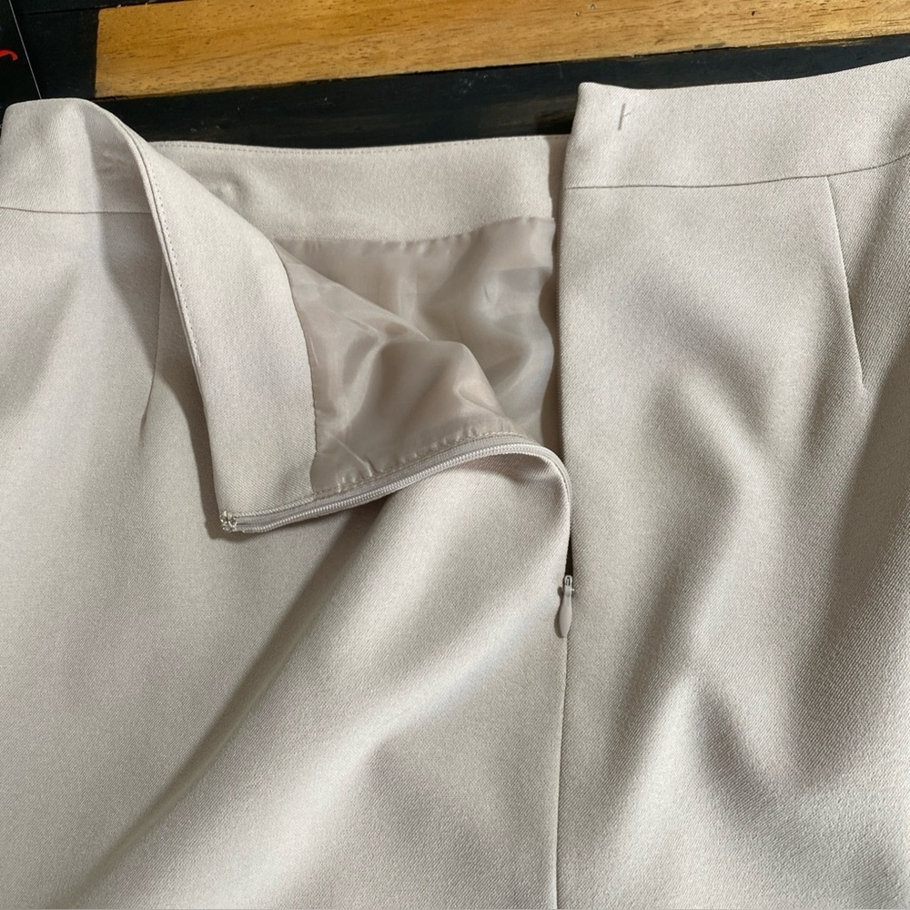 JM Studio by John Meyer Skirt Petite 14 NWT Beige Pleated A-Line Midi M-25 - Picture 6 of 14
